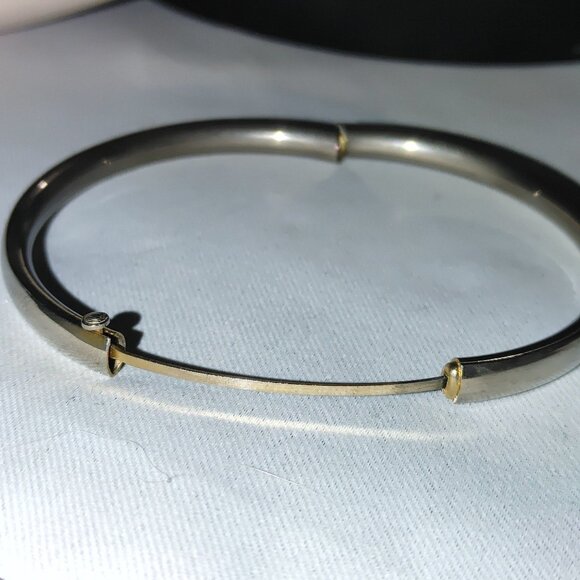 1950s White Silver Tone Bangle Bracelet Vintage Polished Brushed Hinged Clasp - Picture 3 of 12